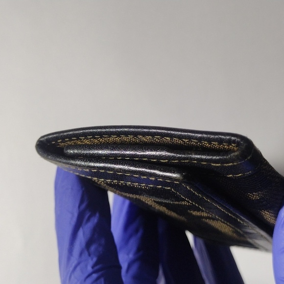 Vintage Fendi Black leather Zucca Six Hooks Key Case 3.75x2 25-in - Luxury "#06" - Picture 7 of 11